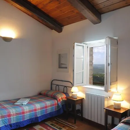 Casale Sally 6, Emma *